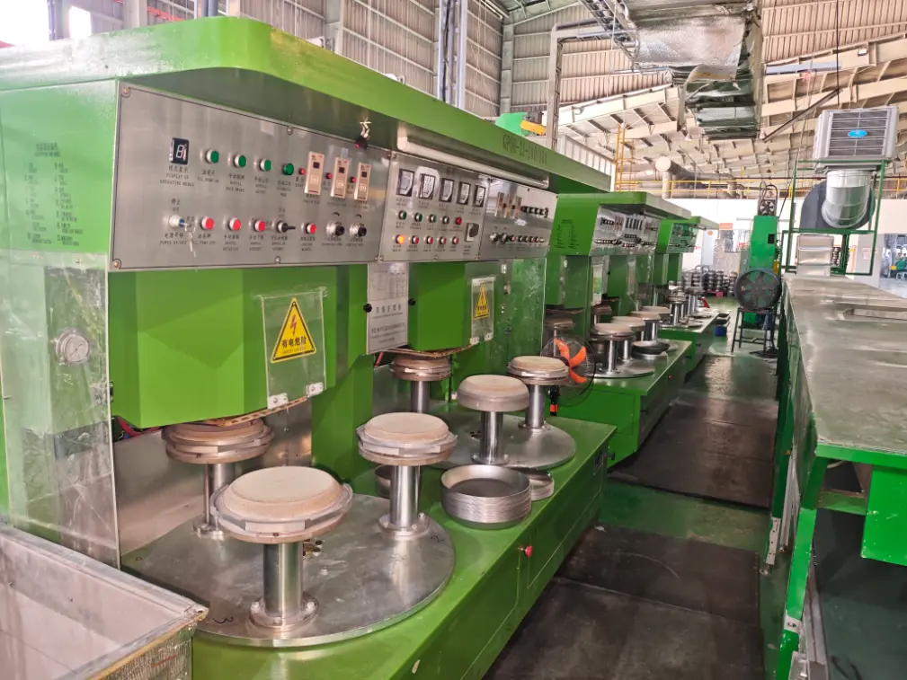 ເຄື່ອງ brazing base utensil ປຸງແຕ່ງອາຫານໄດ້ຖືກຕິດຕັ້ງຢູ່ຕ່າງປະເທດ.